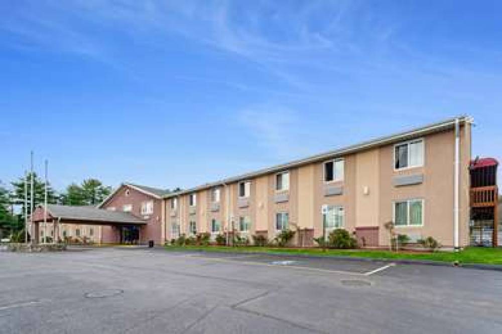 Americas Best Value Inn Foxboro 6