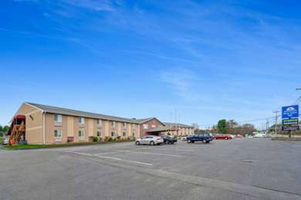 Americas Best Value Inn Foxboro 2