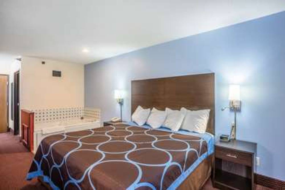 Americas Best Value Inn Galesburg 9