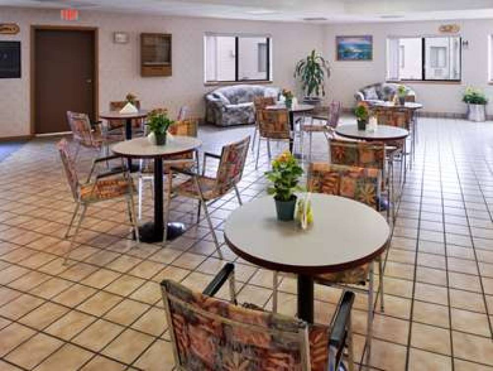 Americas Best Value Inn La Crosse 5