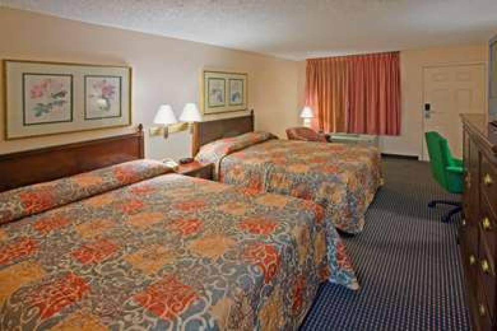 Americas Best Value Inn Laredo 6