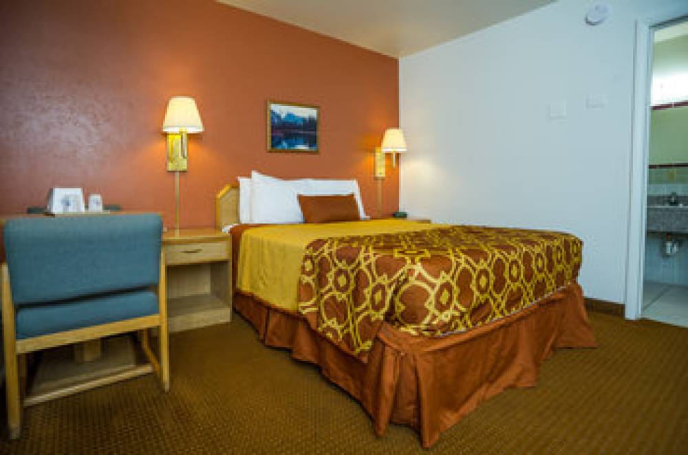 Americas Best Value Inn Liberal 8