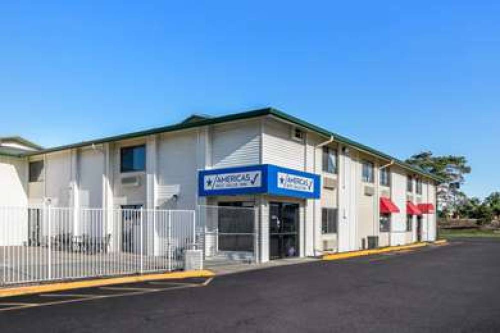 Americas Best Value Inn Lincoln Airport 2