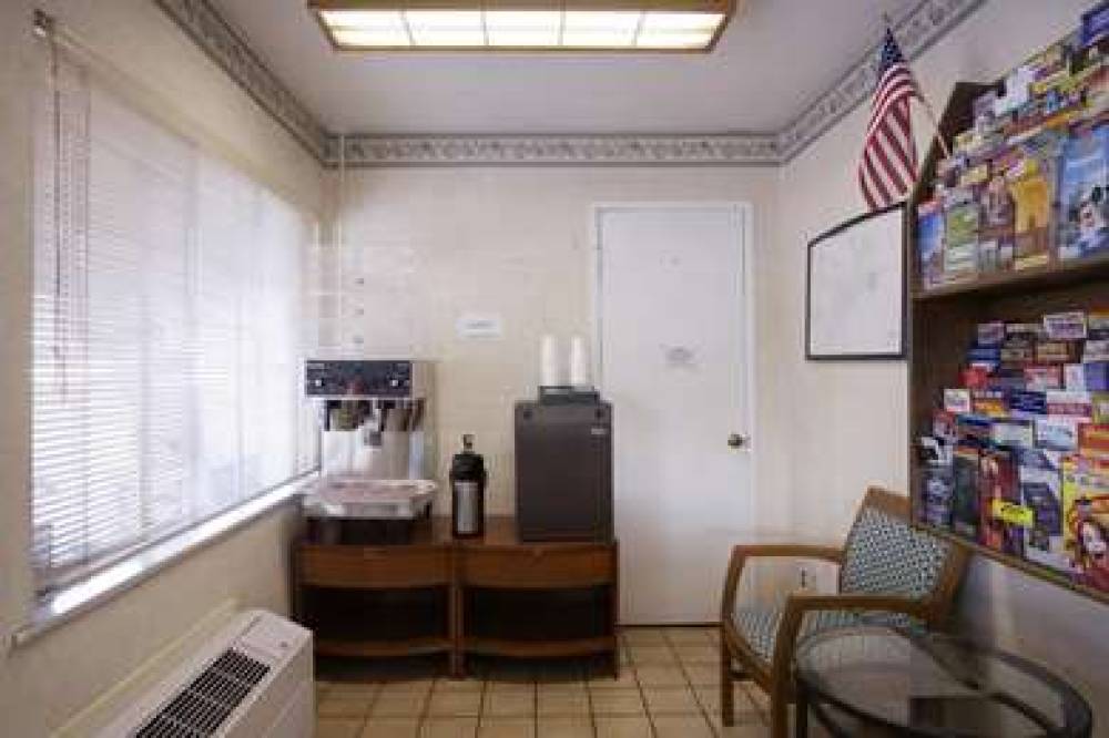 Americas Best Value Inn Livermore 5