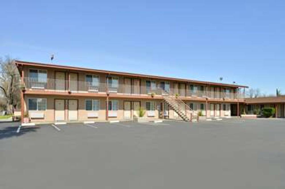 Americas Best Value Inn Los Banos 4