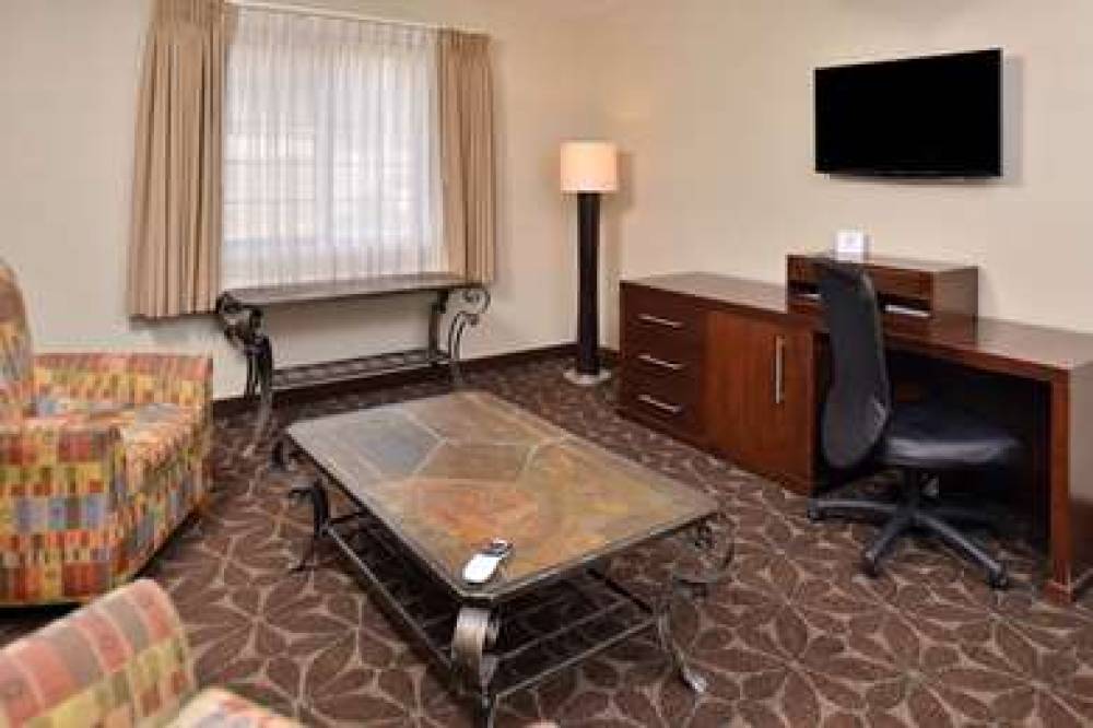 Americas Best Value Inn Memphis Airport 9