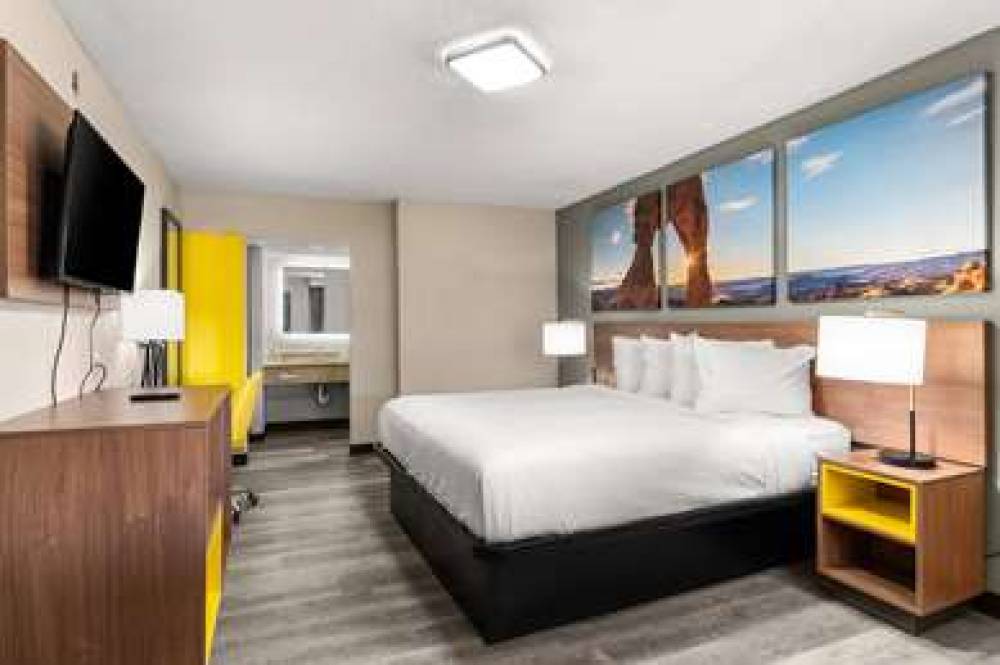 Americas Best Value Inn Midtown Albuquerque 7