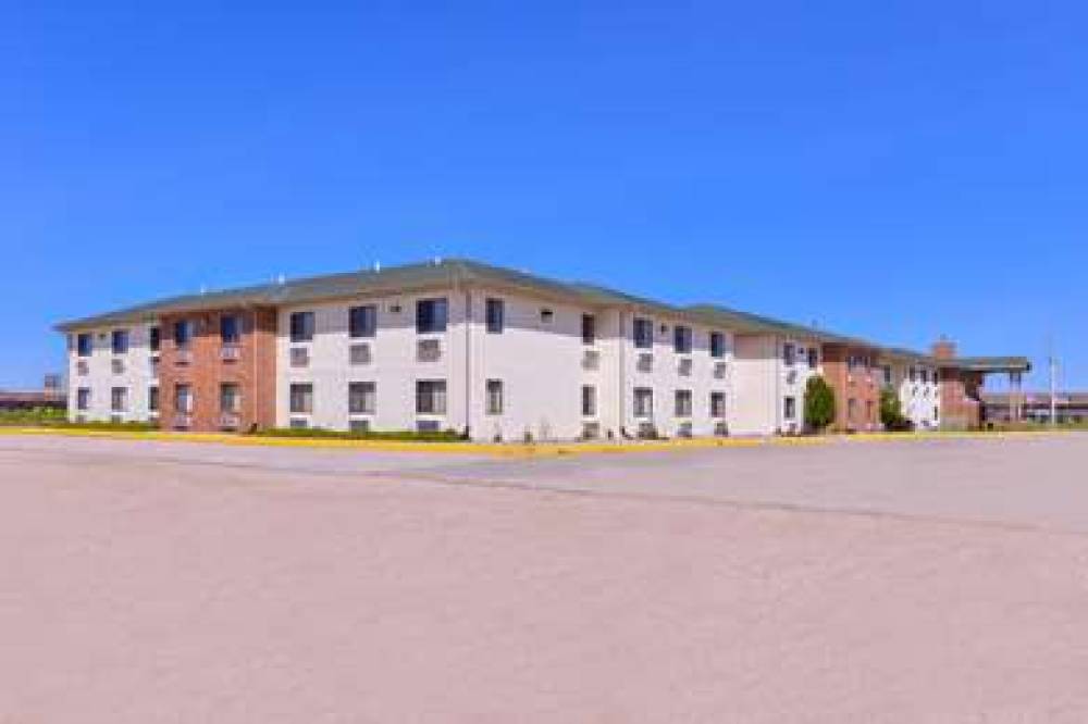 Americas Best Value Inn Missouri Valley 2