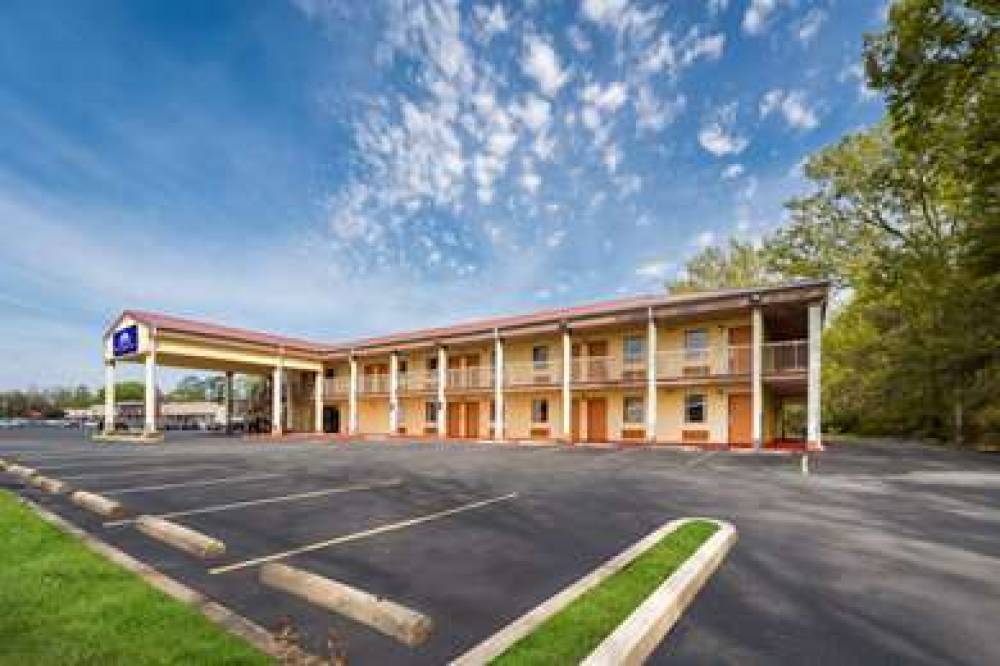 Americas Best Value Inn Montezuma