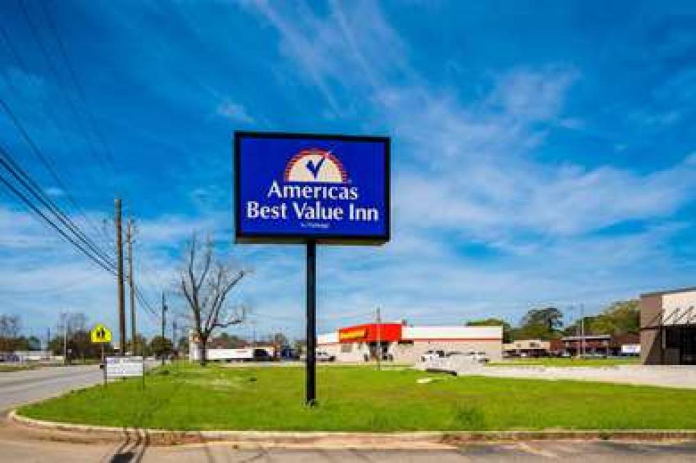 Americas Best Value Inn Montezuma 2