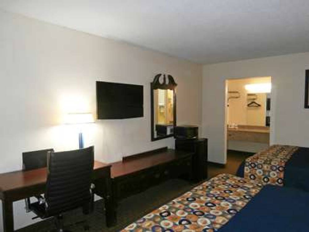 Americas Best Value Inn Newnan 7