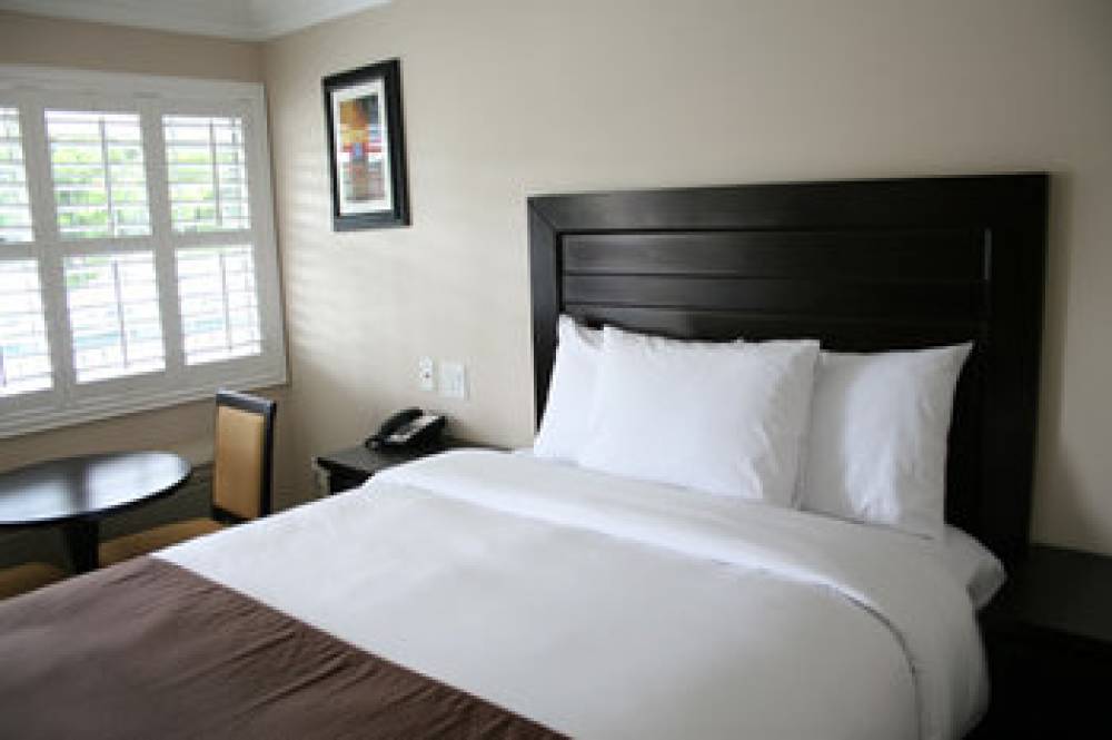 Americas Best Value Inn Riverside 7