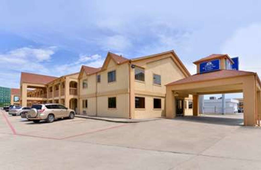 Americas Best Value Inn Suites Houston Brookhollow Northwest 2