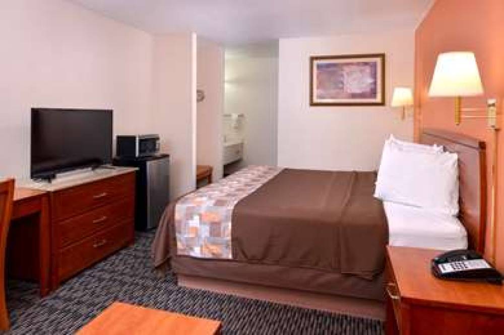 Americas Best Value Inn Sullivan 7