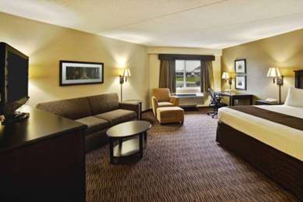 AMERICINN BEAVER DAM 6