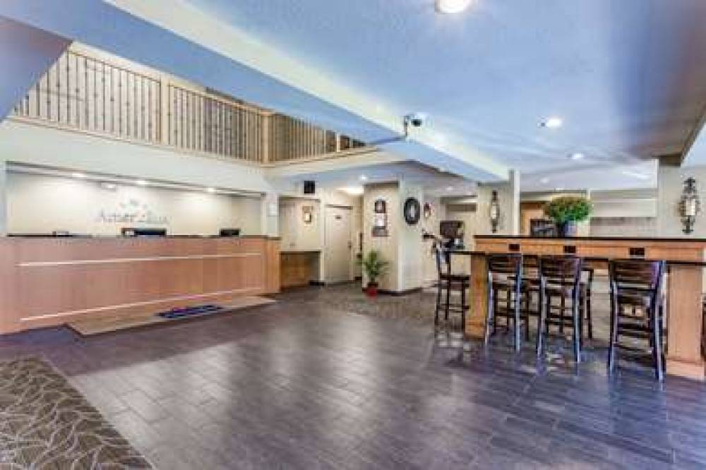 AMERICINN BURNSVILLE 5