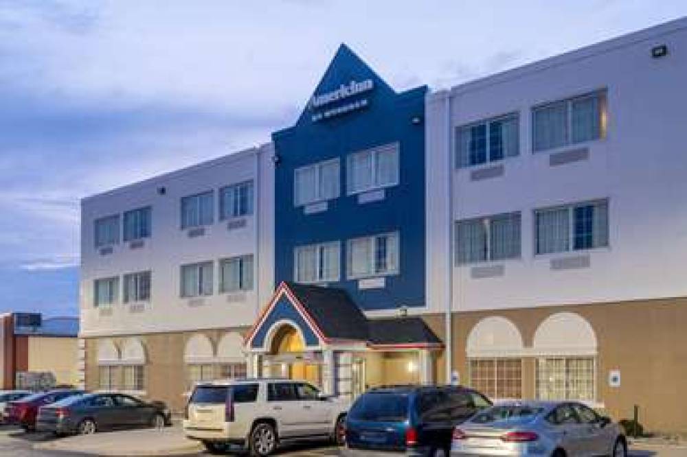 AMERICINN BY WYNDHAM CEDAR RAPIDS N 7