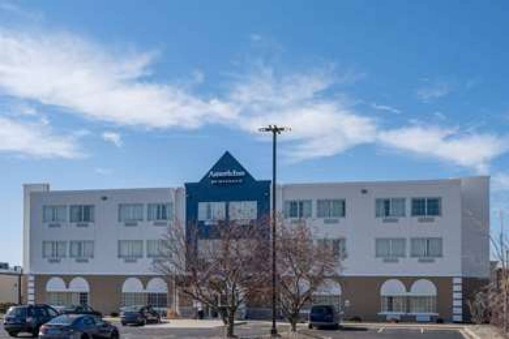 AMERICINN BY WYNDHAM CEDAR RAPIDS N 2