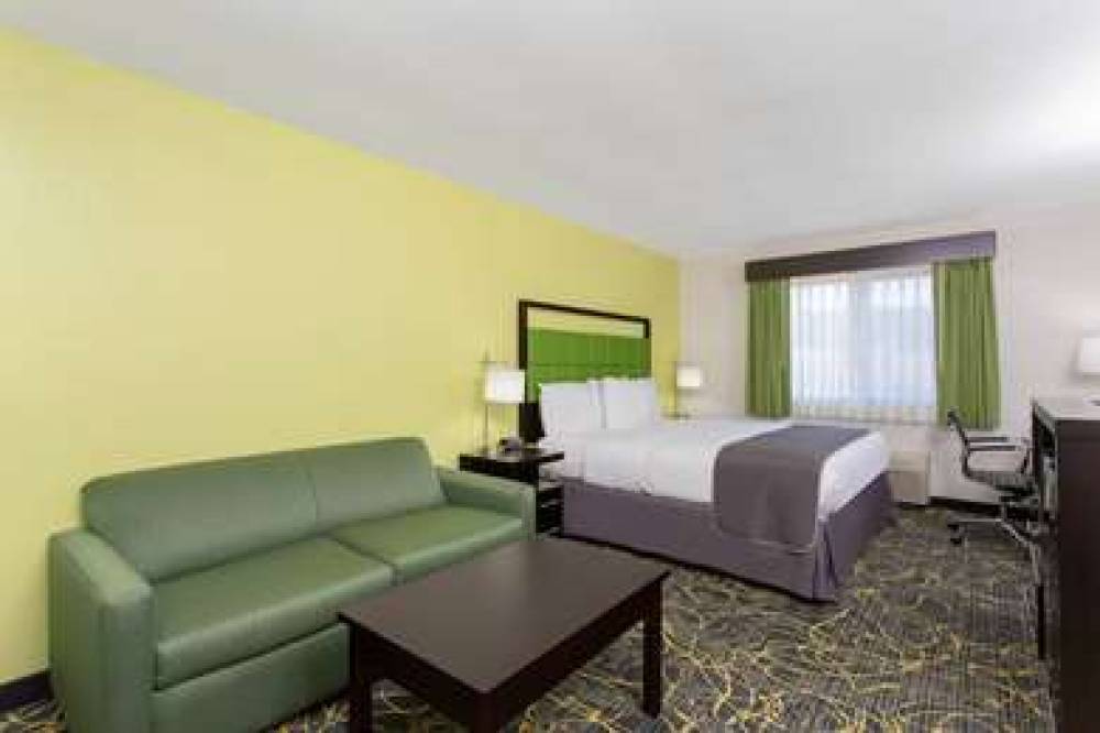 AMERICINN BY WYNDHAM DELAFIELD 8