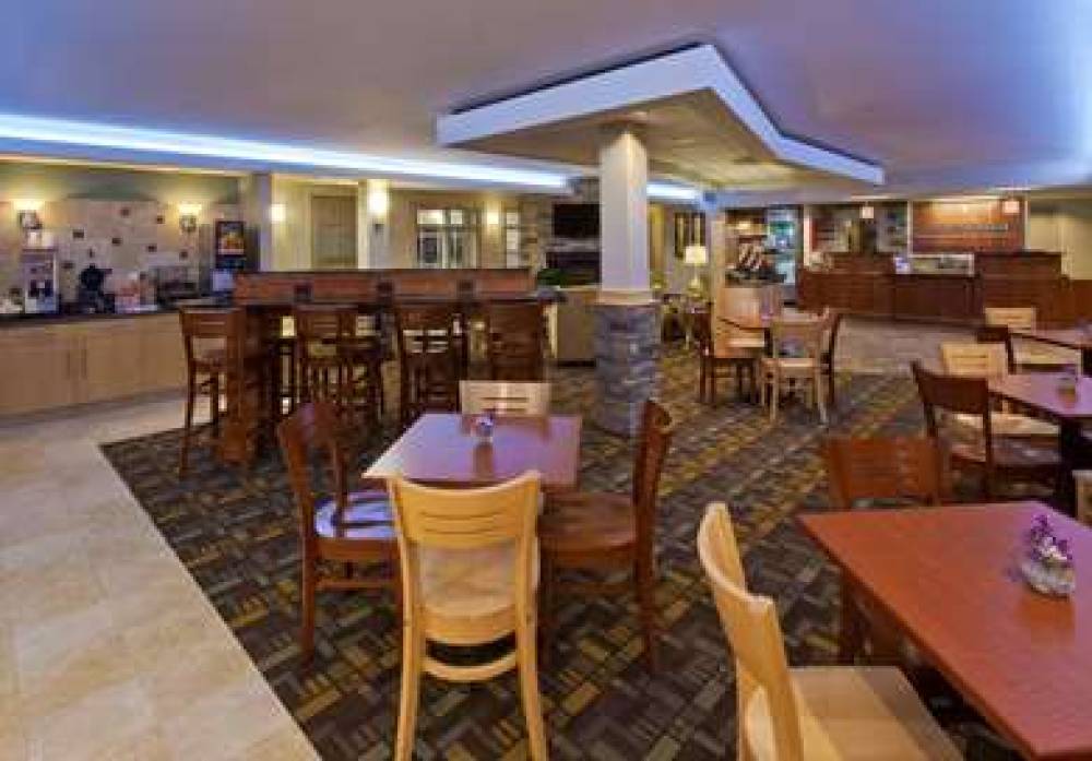 AmericInn By Wyndham Fairfield 9