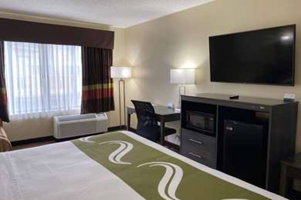 AMERICINN BY WYNDHAM FORT ATKINSON 4