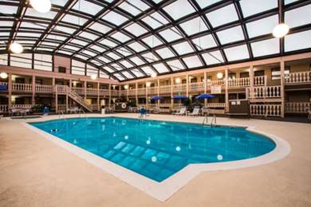 AMERICINN BY WYNDHAM JANESVILLE 8