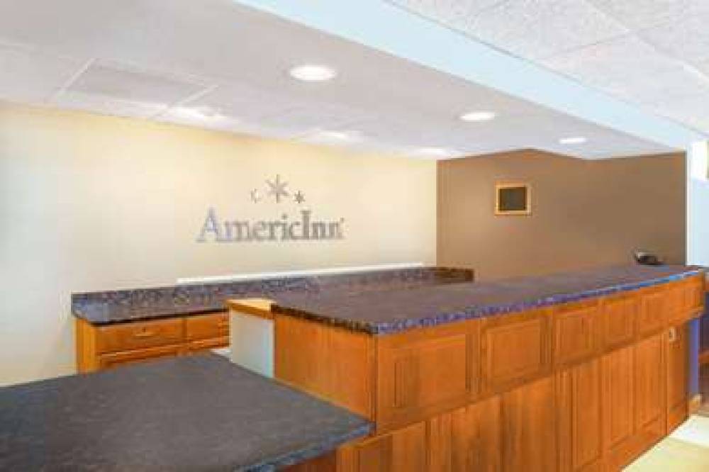 AmericInn By Wyndham North Branch 2