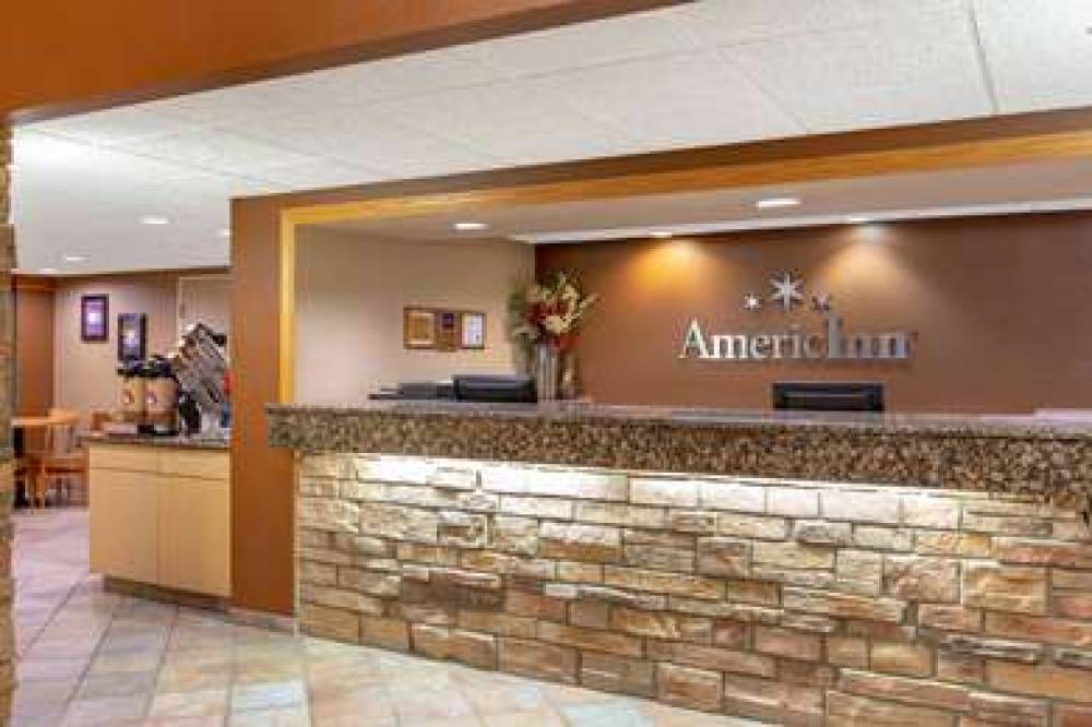 AmericInn By Wyndham Okoboji 3