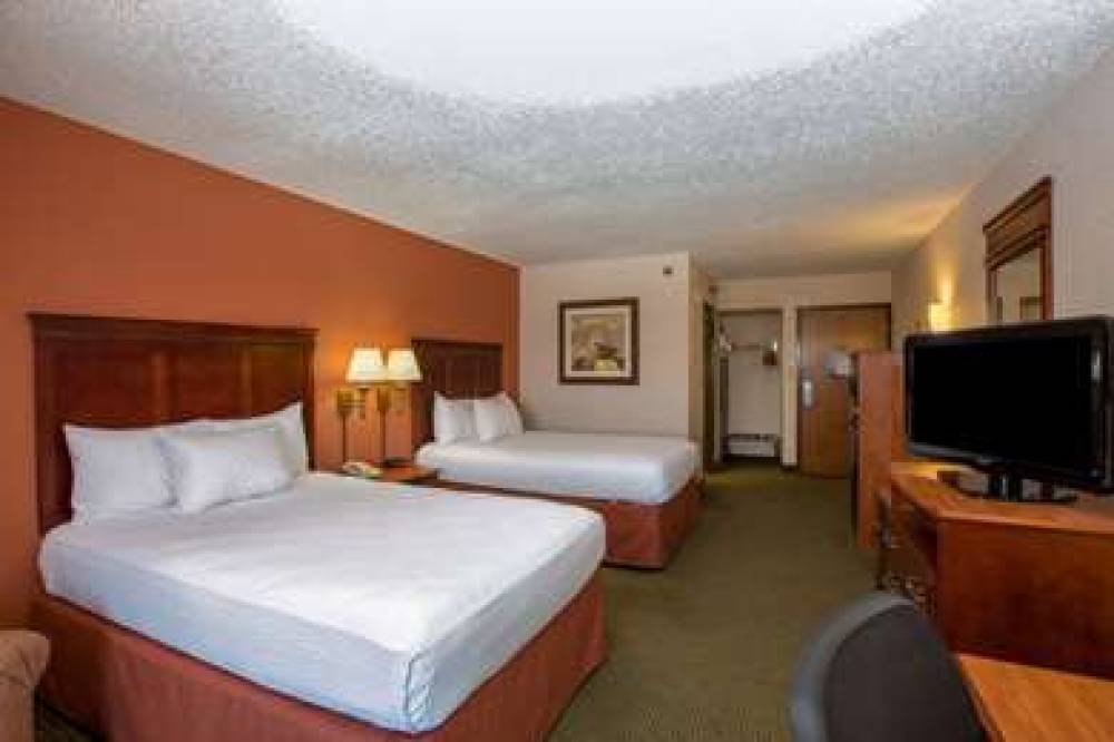 AmericInn By Wyndham Omaha 10