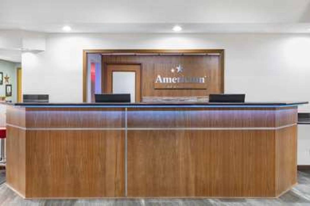 AmericInn By Wyndham Pella 5