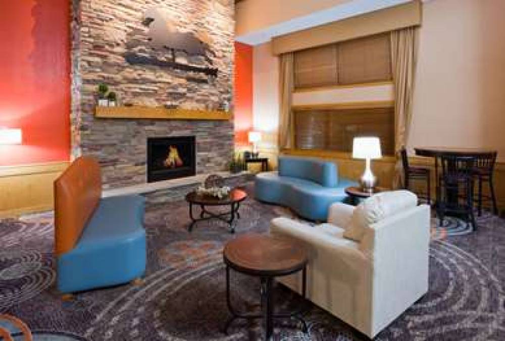 AmericInn By Wyndham Shakopee Near Canterbury Park 3