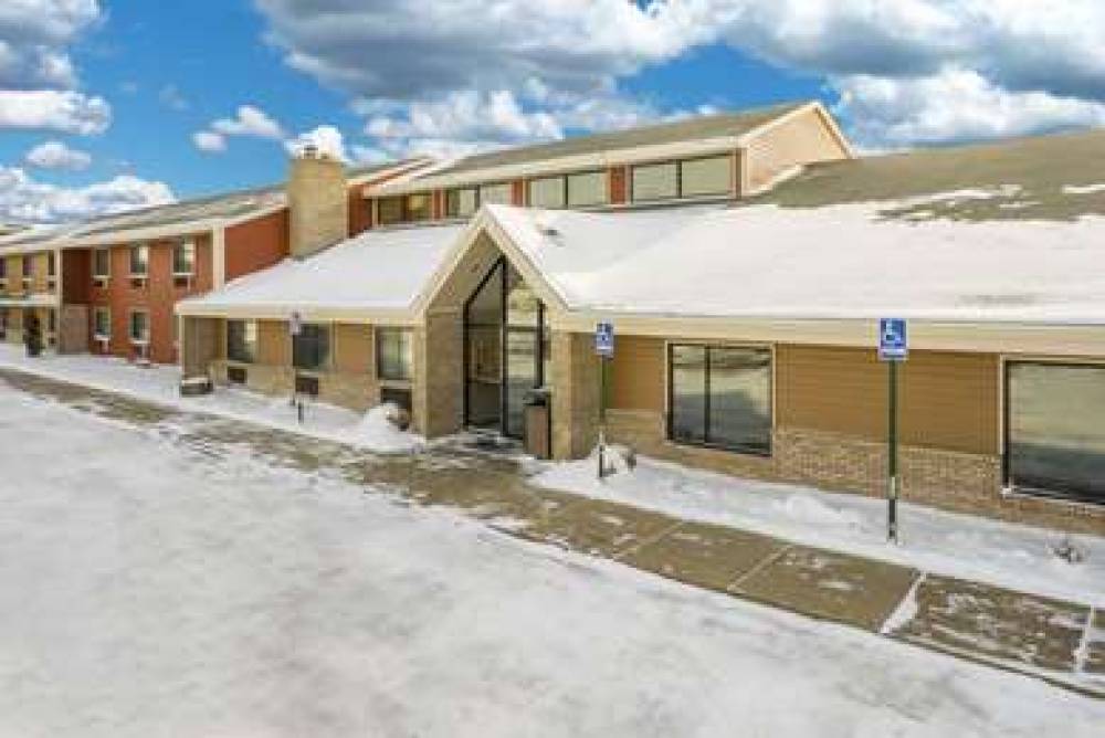 AmericInn By Wyndham Sioux Falls 3