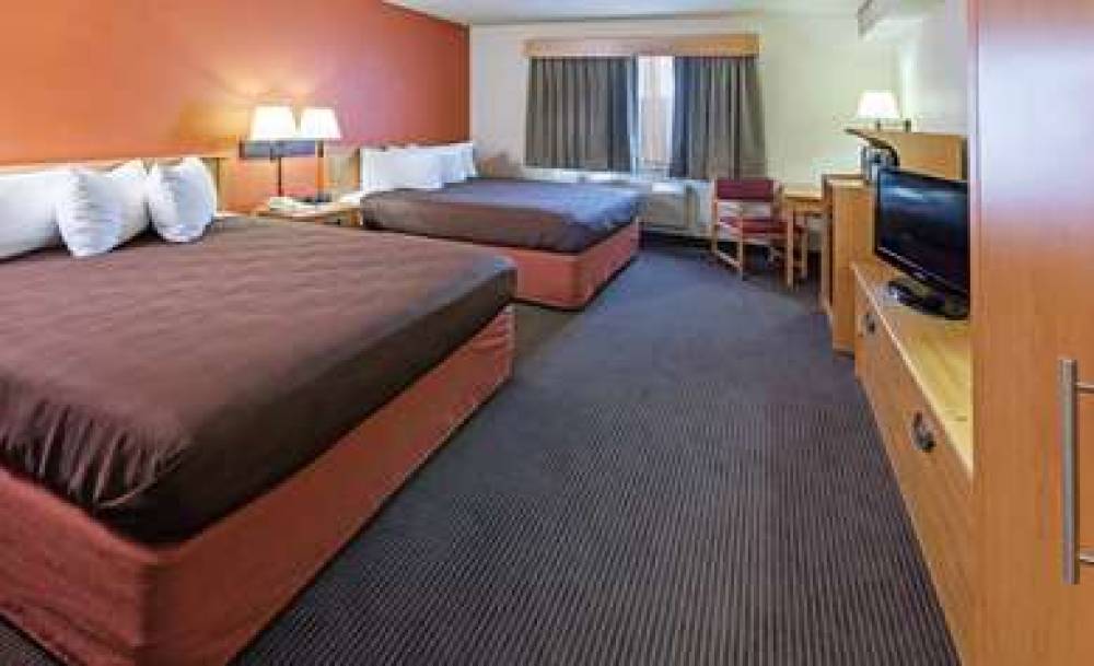 AmericInn By Wyndham Sturgeon Bay 4