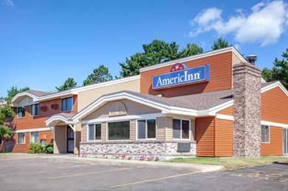 AmericInn Cloquet 1