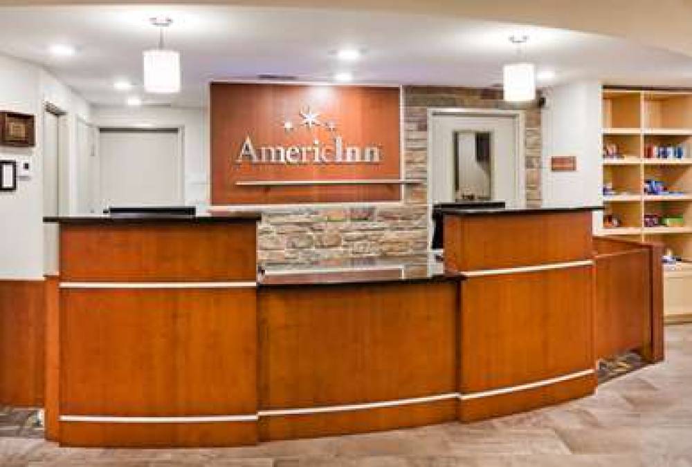 AMERICINN DEWITT 3