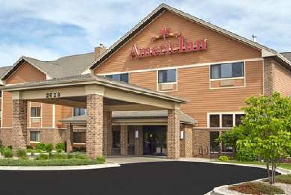 AmericInn Green Bay East 2