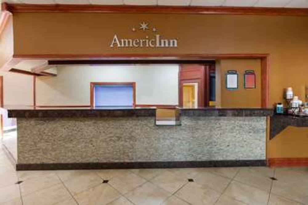 AMERICINN LA CROSSE RIVERFRONT 1