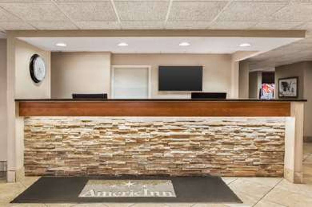 AmericInn Madison West 6