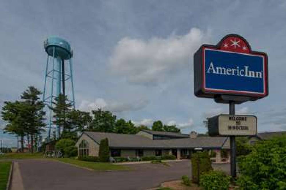 AmericInn Minocqua 1