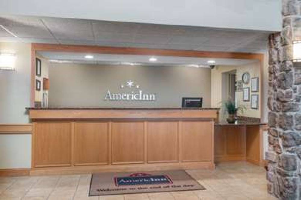 AmericInn Newton 8