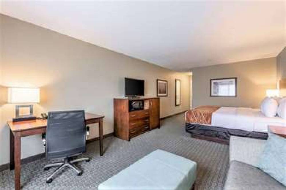 AMERIVU INN AND SUITES CHISAGO 9