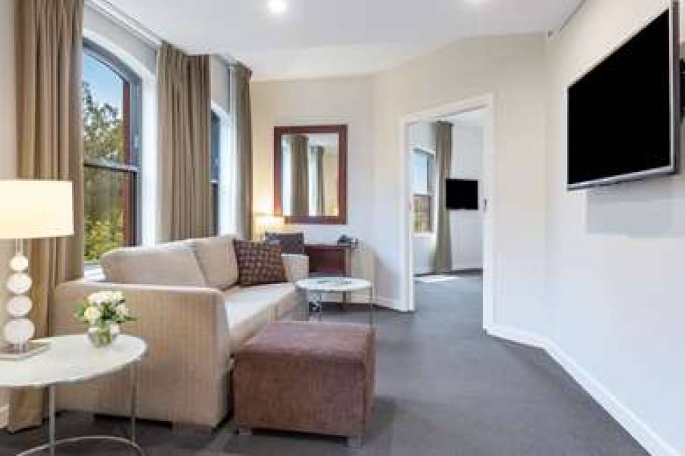 AMORA HOTEL RIVERWALK MELBOURNE 8