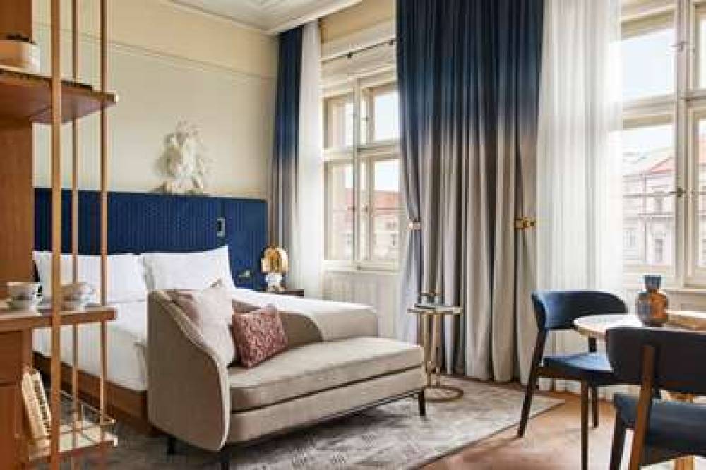 ANDAZ PRAGUE 6