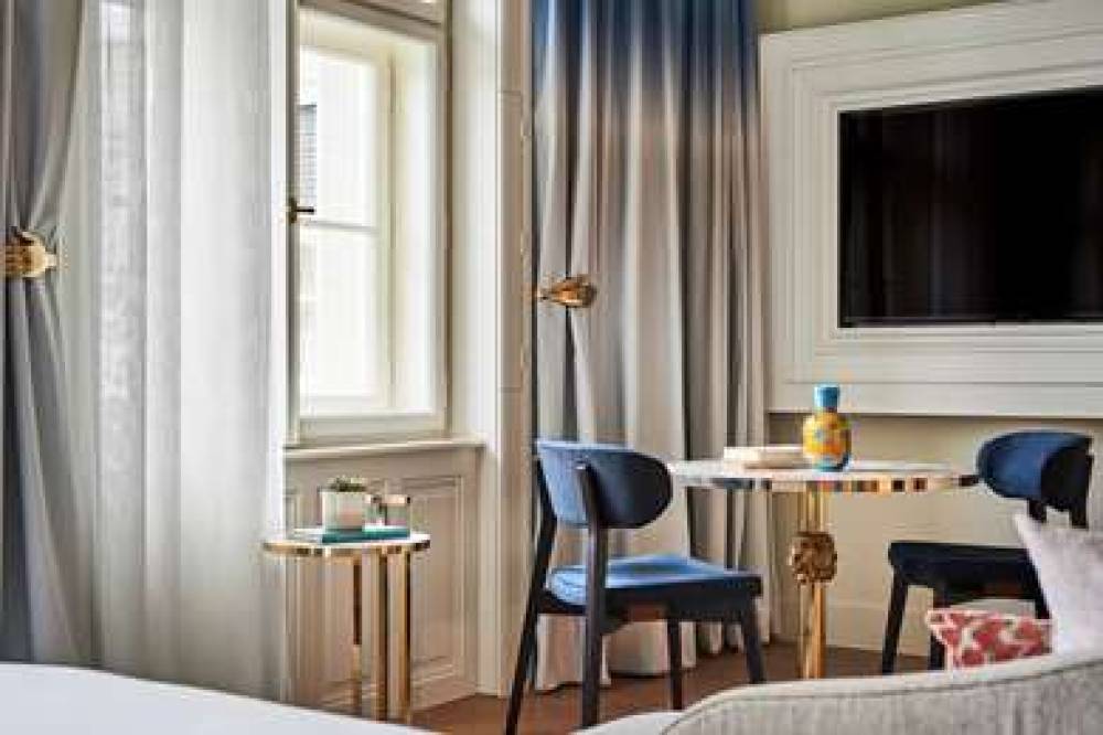 ANDAZ PRAGUE 9