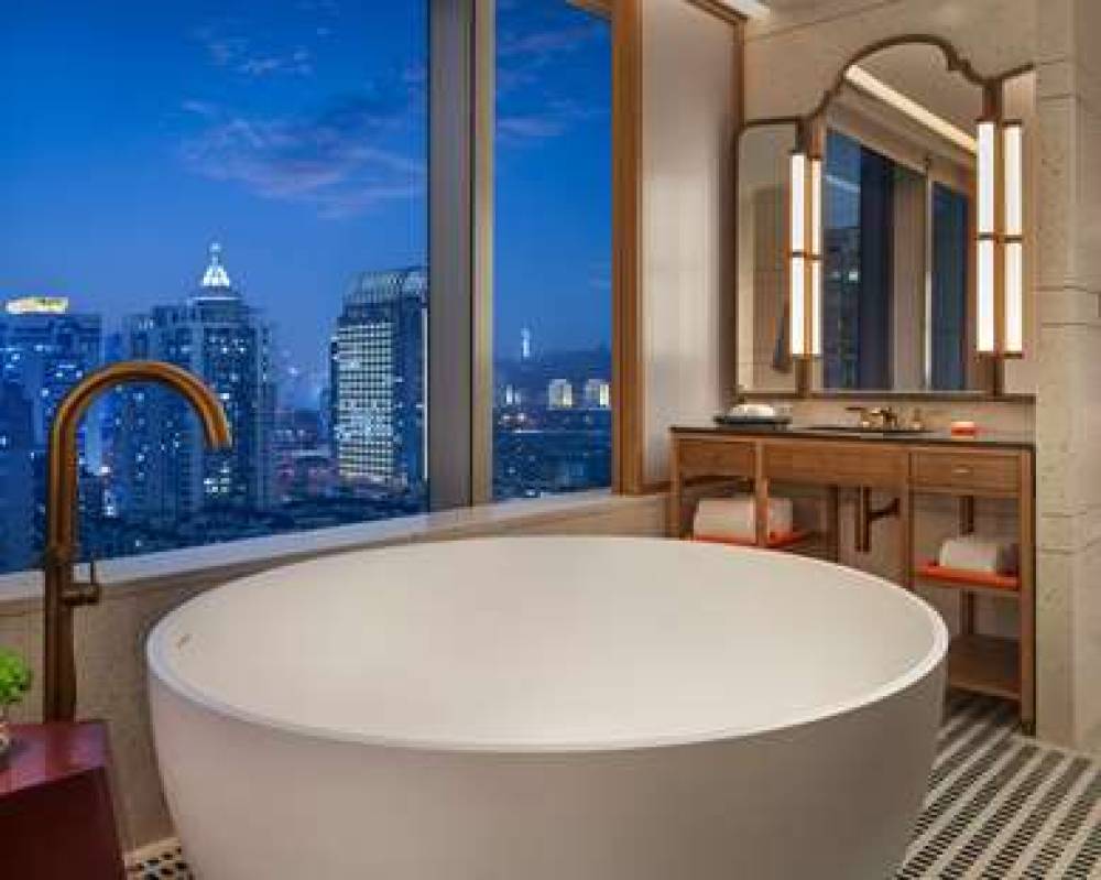 ANDAZ XIAMEN 10