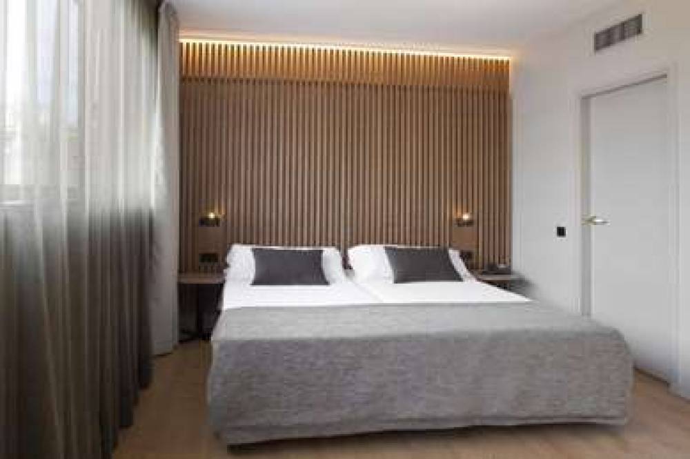 Aparthotel Atenea Barcelona 10