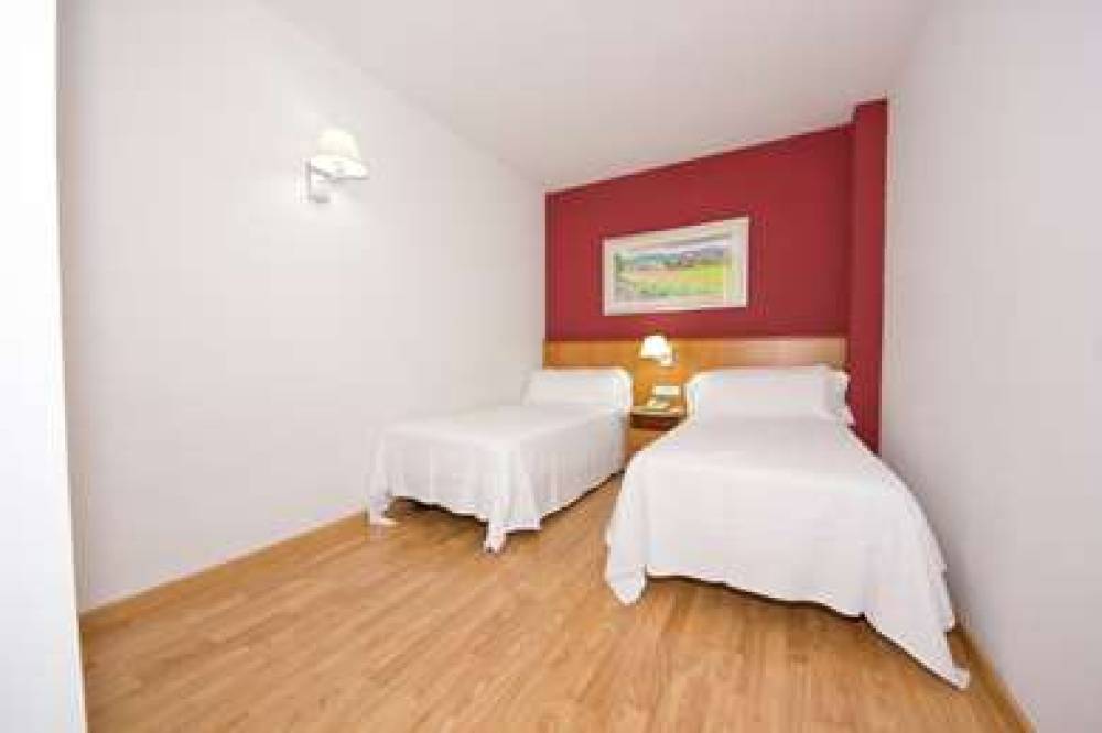 Aparthotel Atenea Valles 4