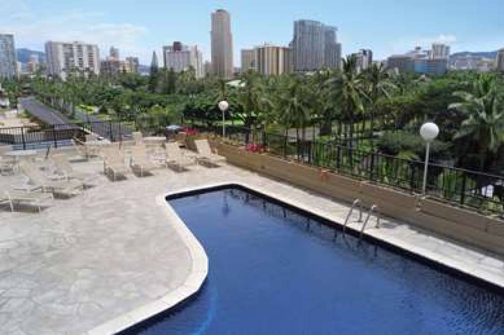 AQUA PALMS WAIKIKI 5