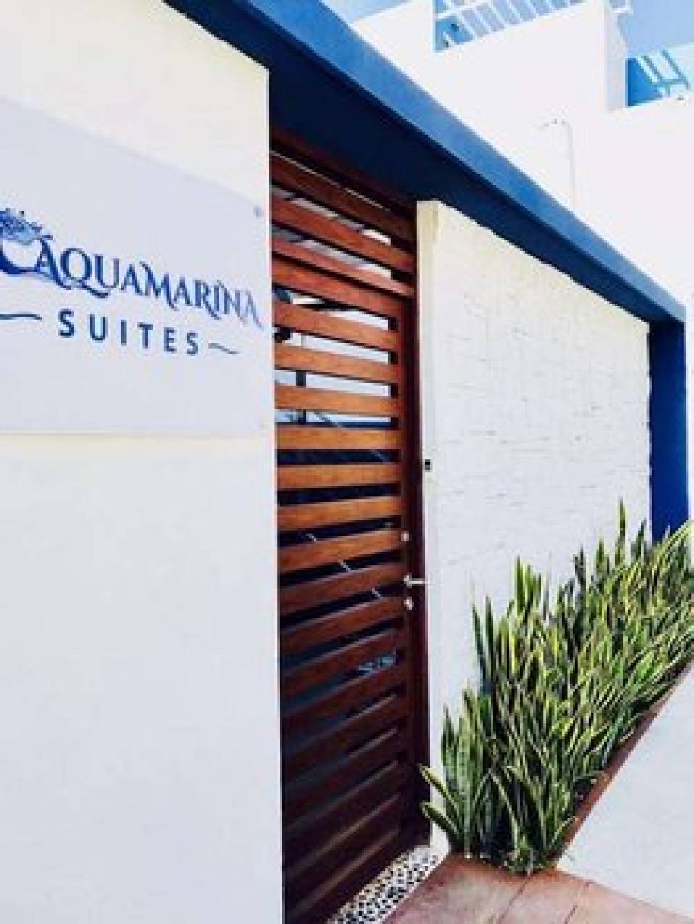 AQUAMARINA SUITES 1