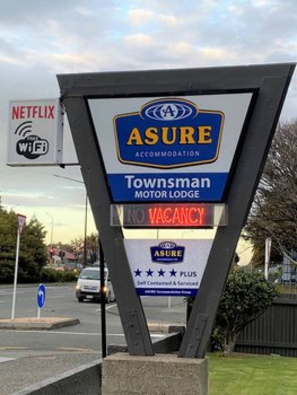 Asure Townsman Motor Lodge